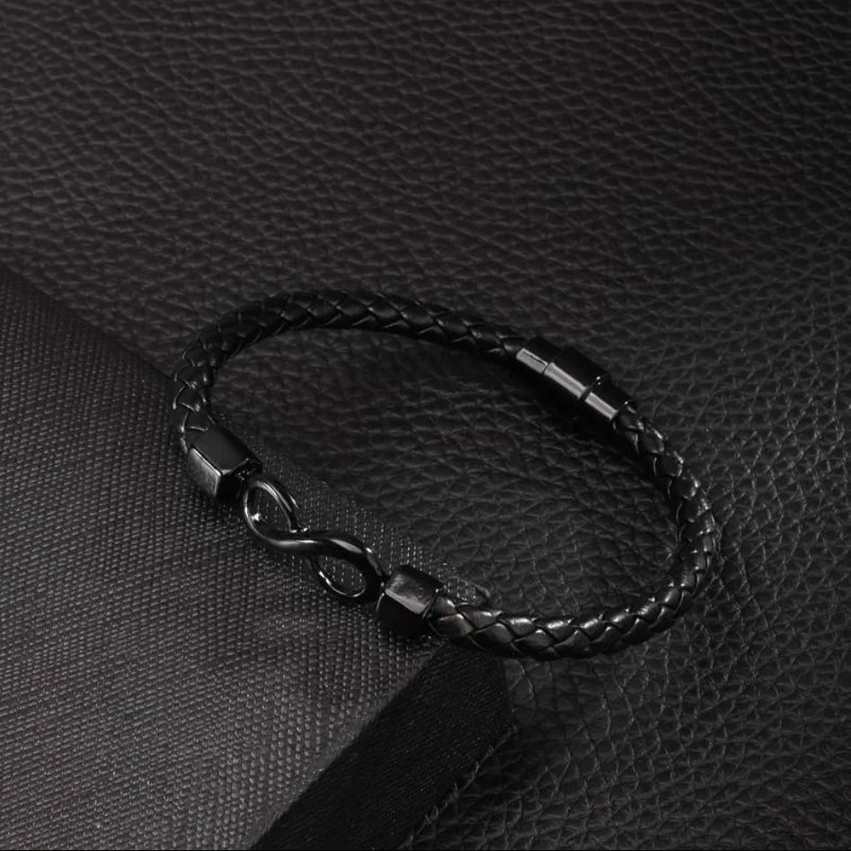 „Für meinen Mann“ – Personalisierbares Infinity-Armband